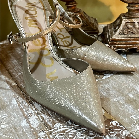 EUC Sam Edelman “Ayla” Champagne Patent Leather Pumps In Champagne Color Size 10 - Picture 3 of 16